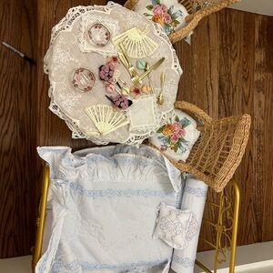 Vintage Lace Table Setting with Floral Accents